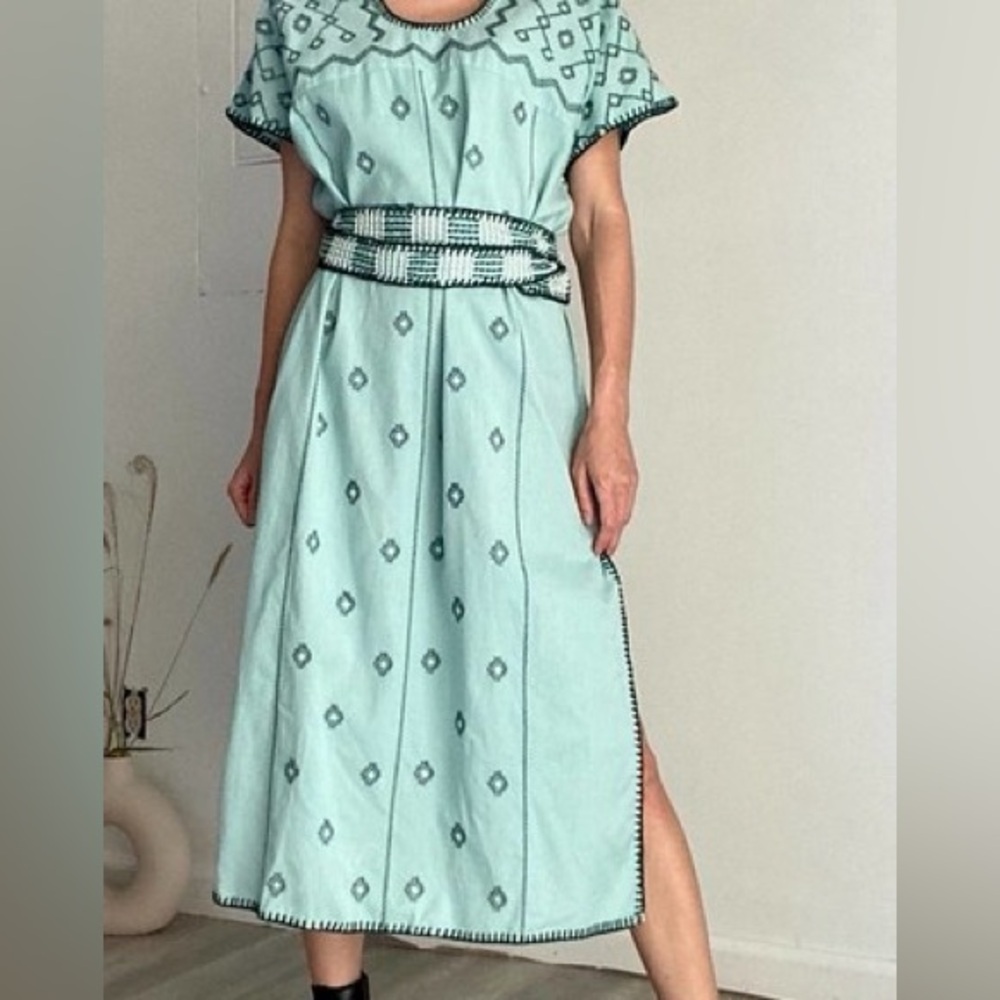 Zara NWOT embroidered mint green Kaftan dress - Picture 1 of 9